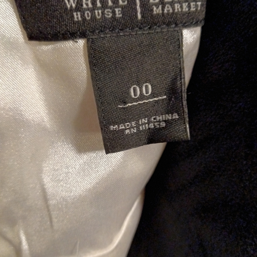 White House Black Market pleated v-neck midi - Picture 5 of 5